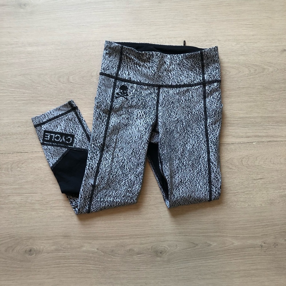 Lululemon | Soul Cycle Grey Cropped Mesh Leggings